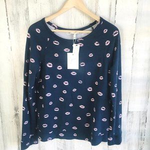 Joie Annora B Printed Sweatshirt Pullover Blue Pink Lip Kiss Print M